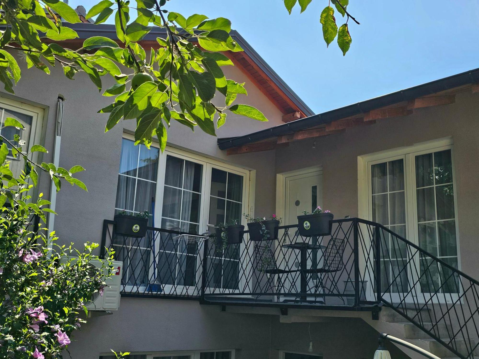 Mati Apartments Prishtina Prishtine Bagian luar foto