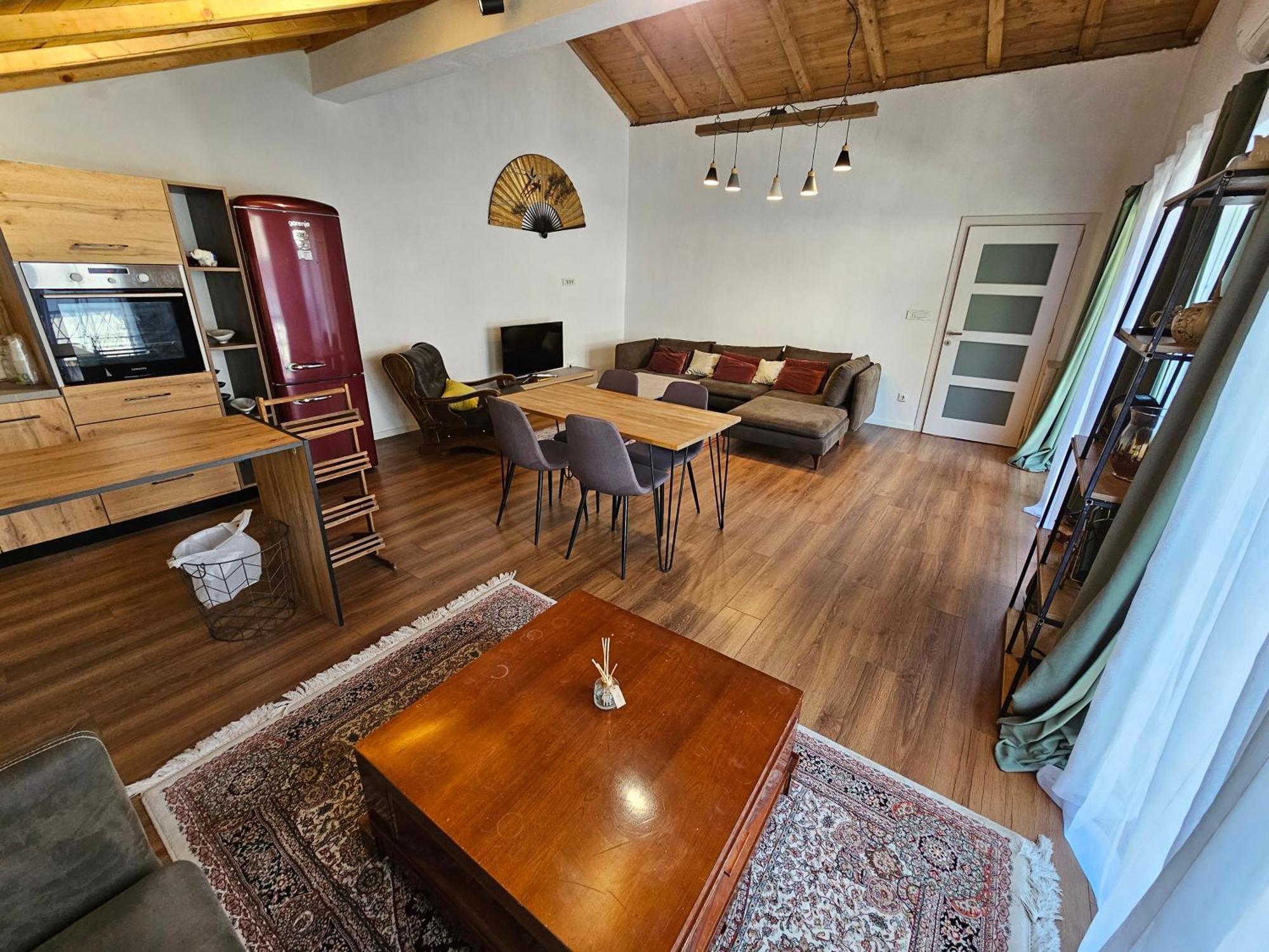 Mati Apartments Prishtina Prishtine Bagian luar foto